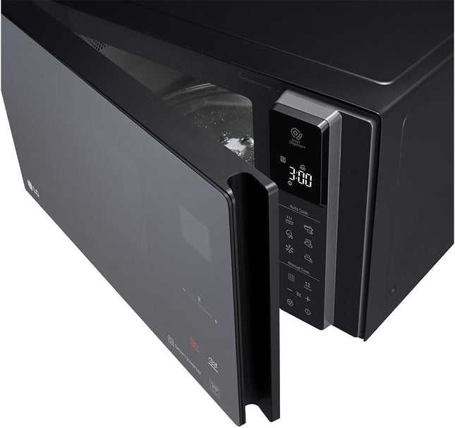 LG Smart Microwave with Grill, 42 Liter 1200 Watt, Black Silver - MH8295DIS - SABER Center