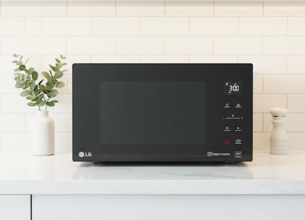 LG Smart Microwave with Grill, 42 Liter 1200 Watt, Black Silver - MH8295DIS - SABER Center